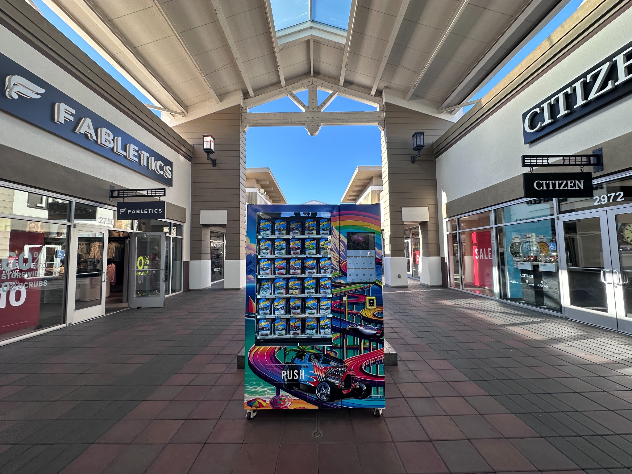 SmartDrop machine at San Francisco Premium Outlets in Livermore